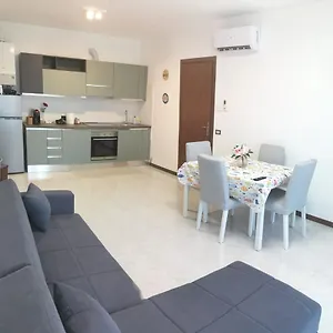 rosolina-apartment.hotelinveneto.com/